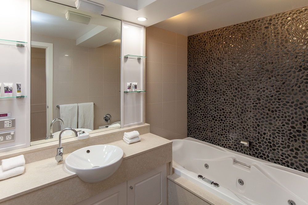 Mercure Hunter Valley Gardens 32/72