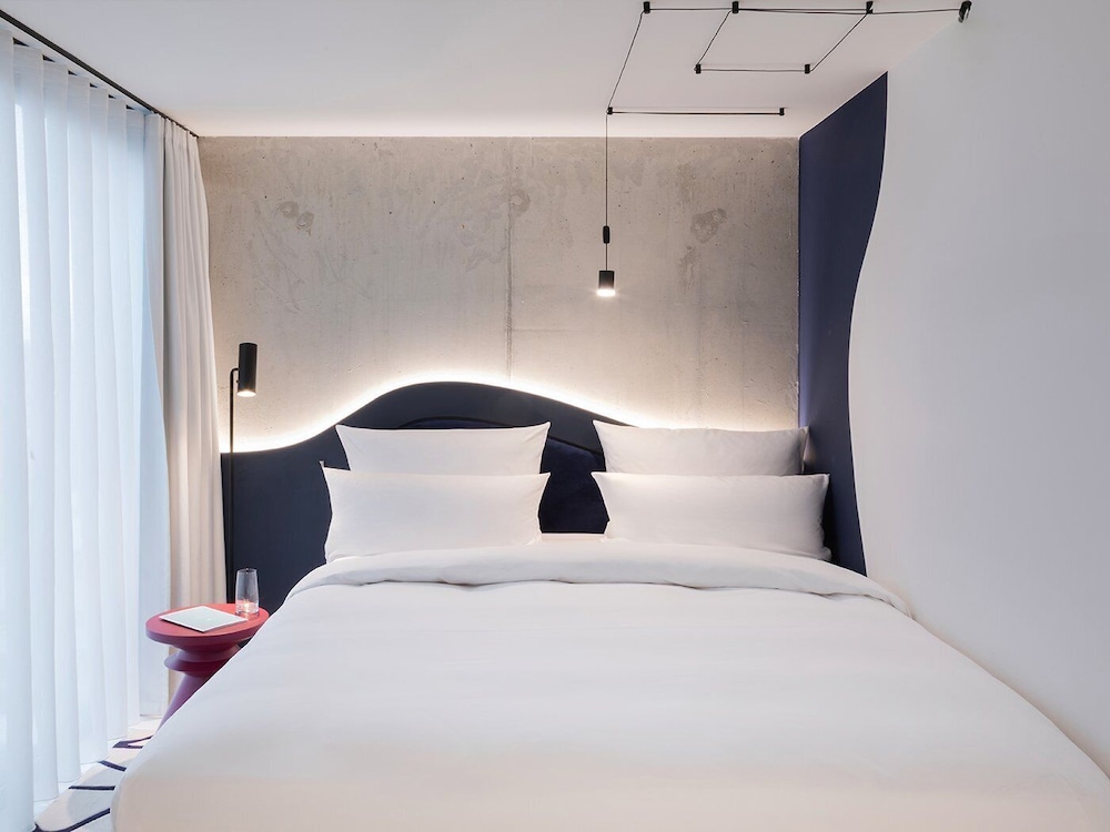 استوديو بشرفة، KPM Hotel and Residences 2/8