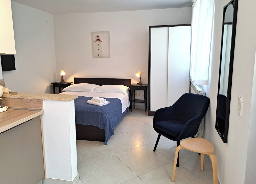 COCALETTO APARTMENTS 25/71