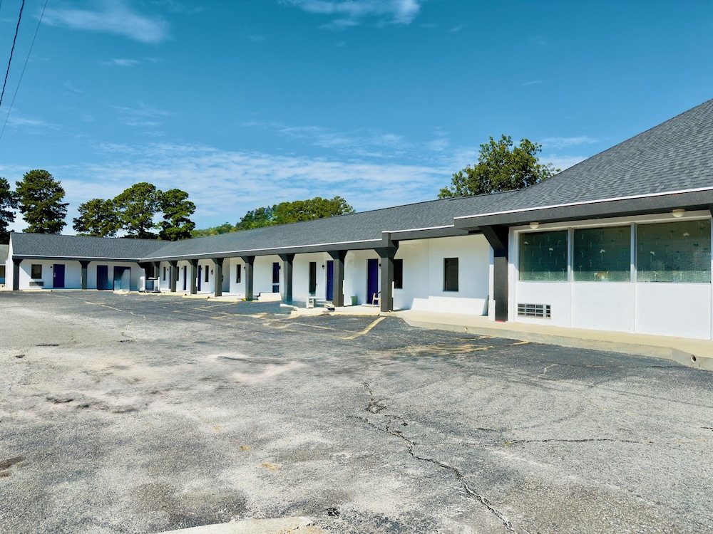 Motel 6 Williamston, NC - Highway 17 in WILLIAMSTON - NC