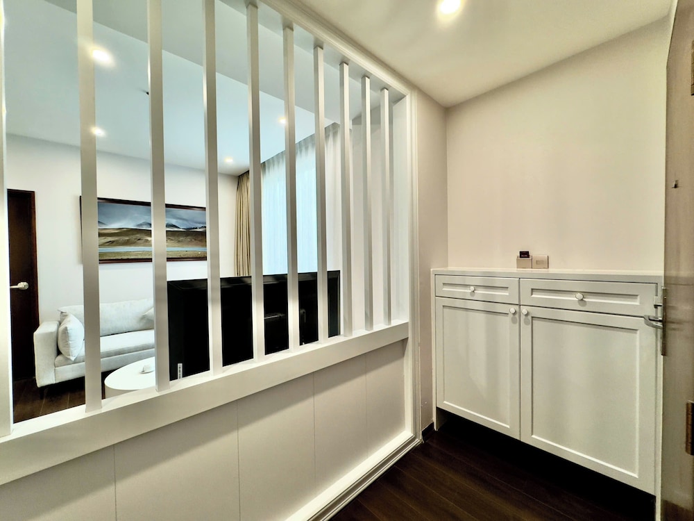 Inner, Classic, Family, Apartment, 2 King Beds