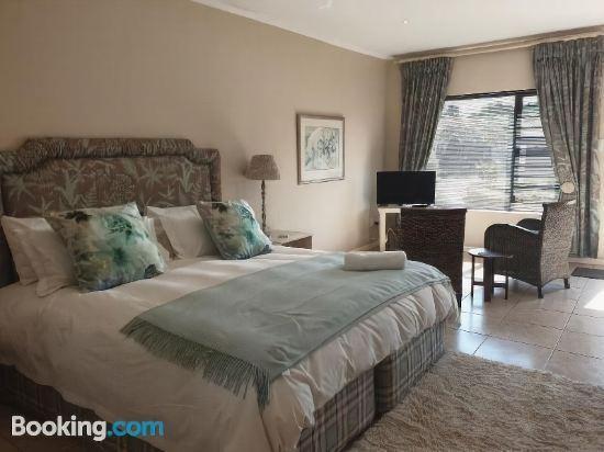 Deluxe, Double Bed