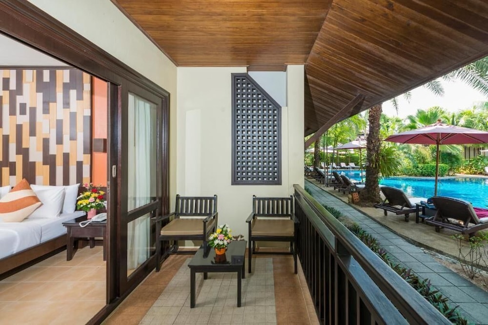 Am Samui Palace 58/77
