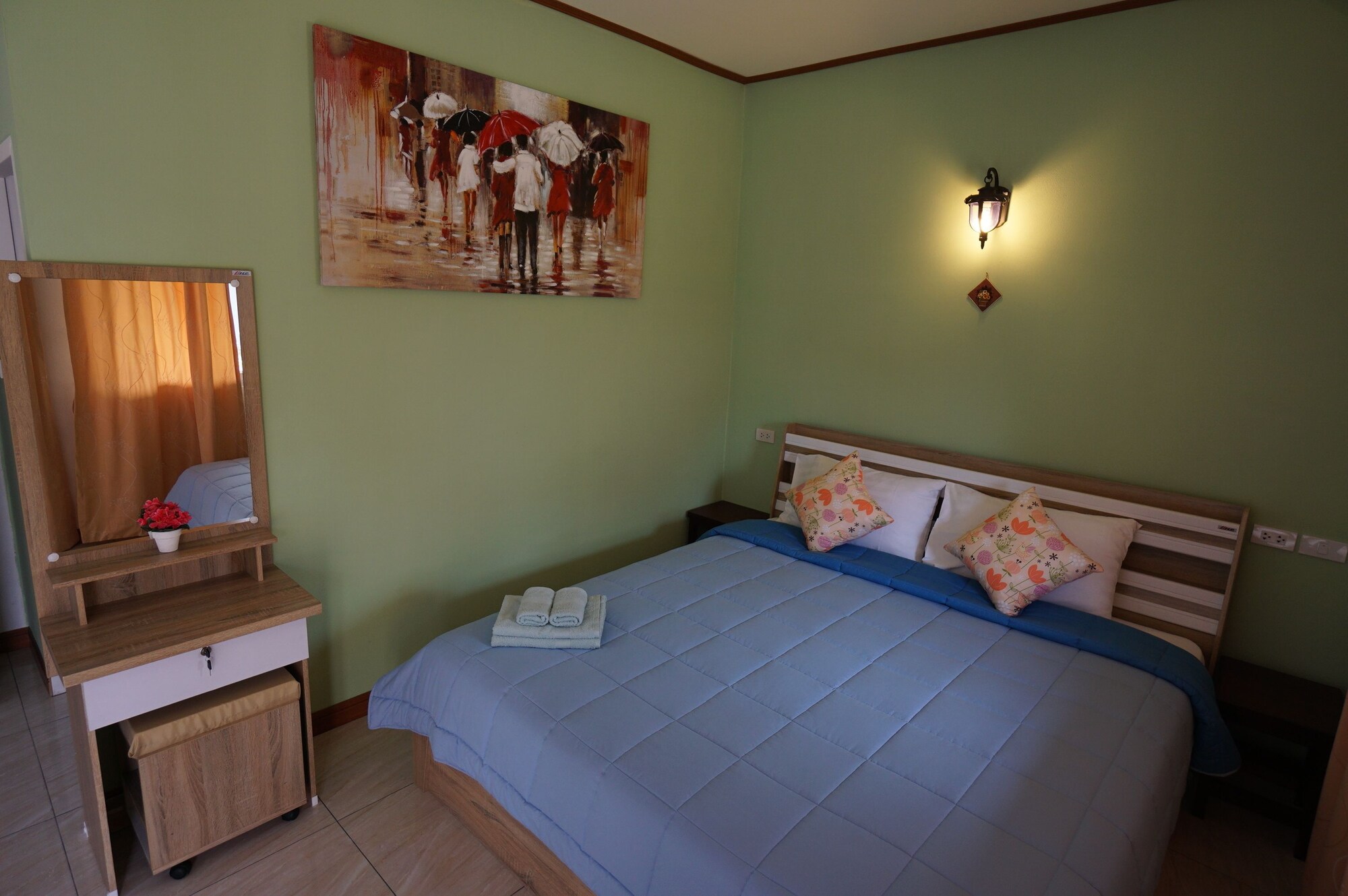 ROOM, KING BED, BALCONY