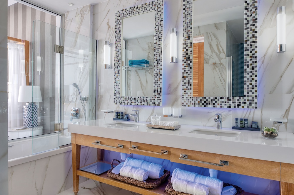Amavi Hotel - Adults Only 12/72