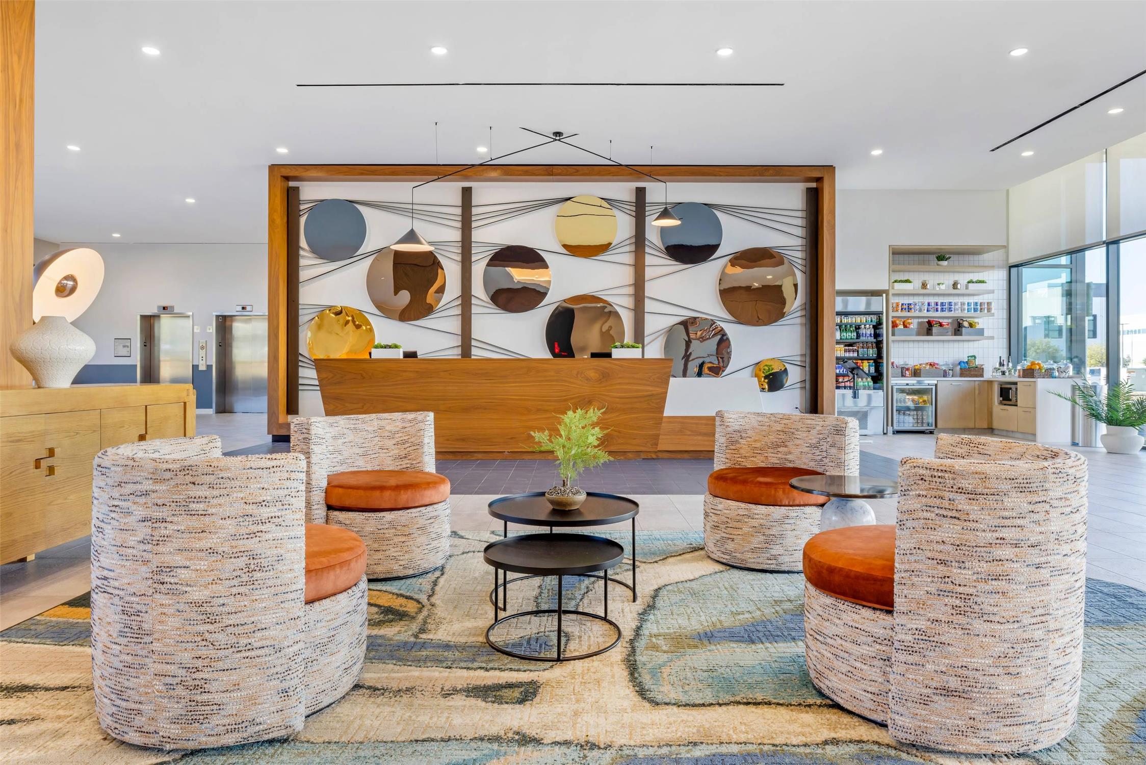 Cambria Hotel Burbank Airport 22/26