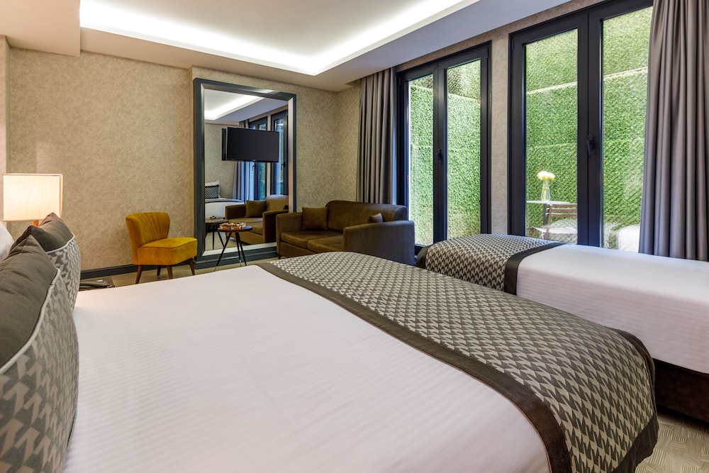 Euro Design Hotel 29/71