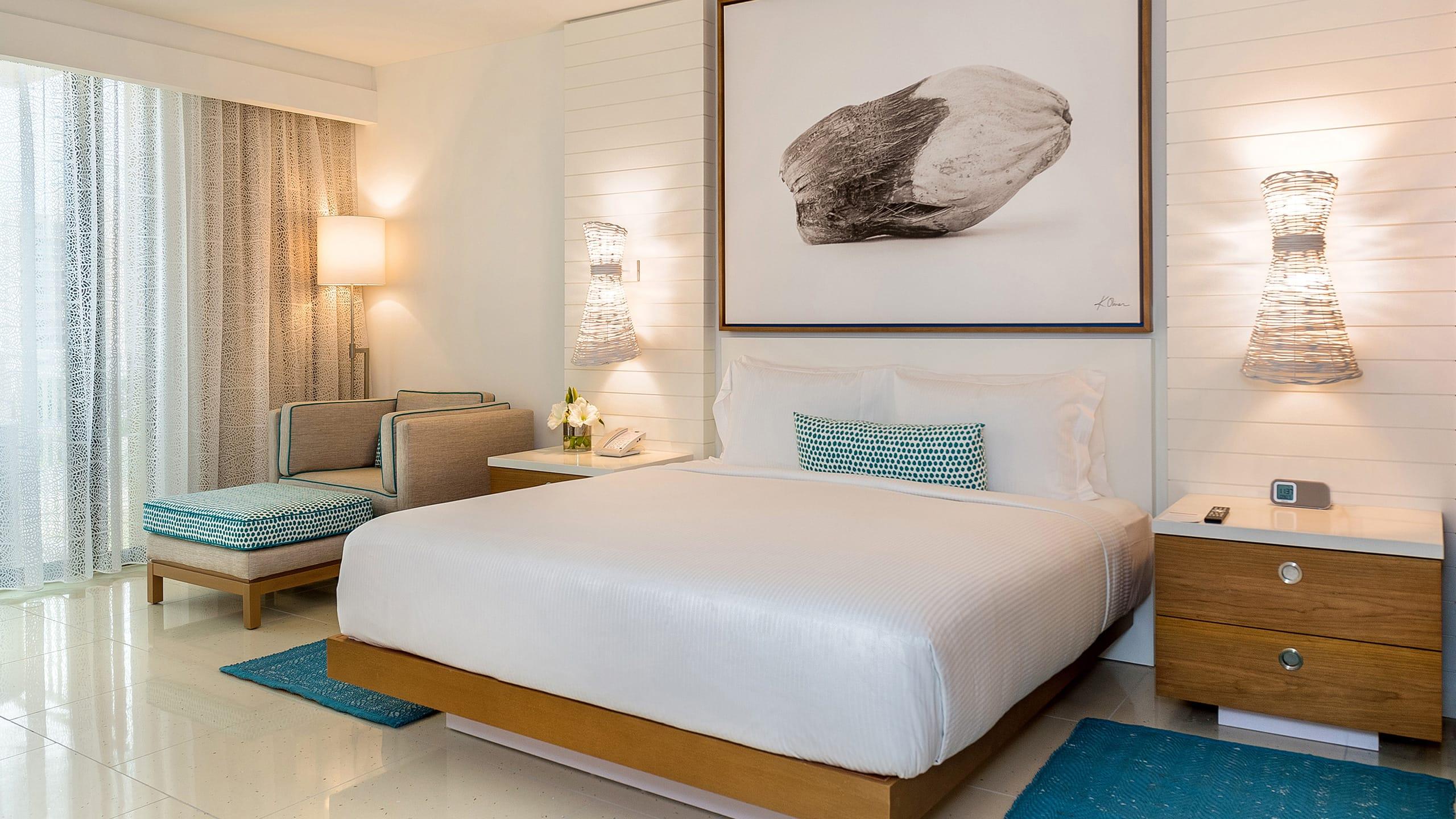 Room, Fountain View