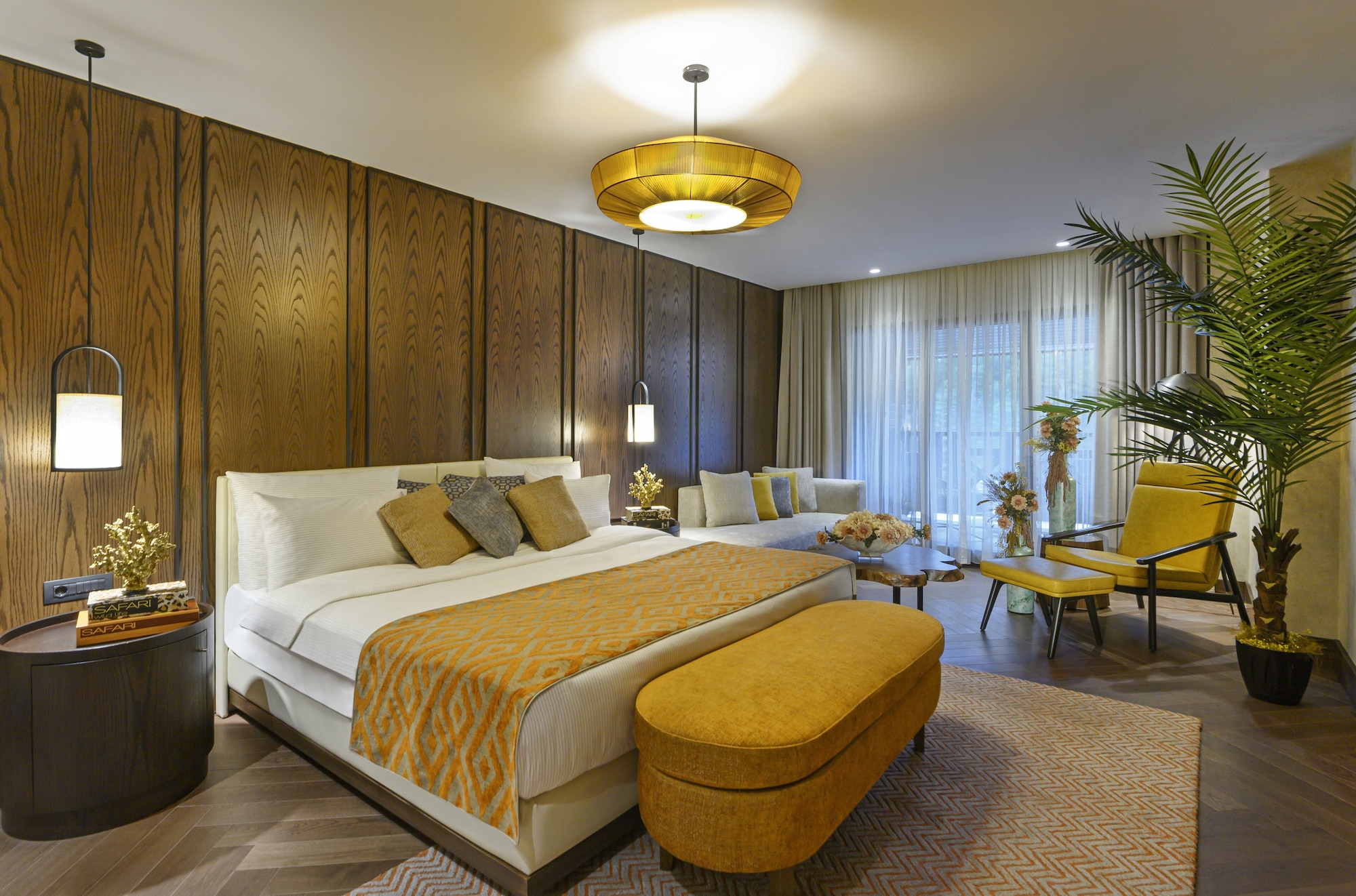 Presidential, Suite, King Bed, Queen Bed, Forest View