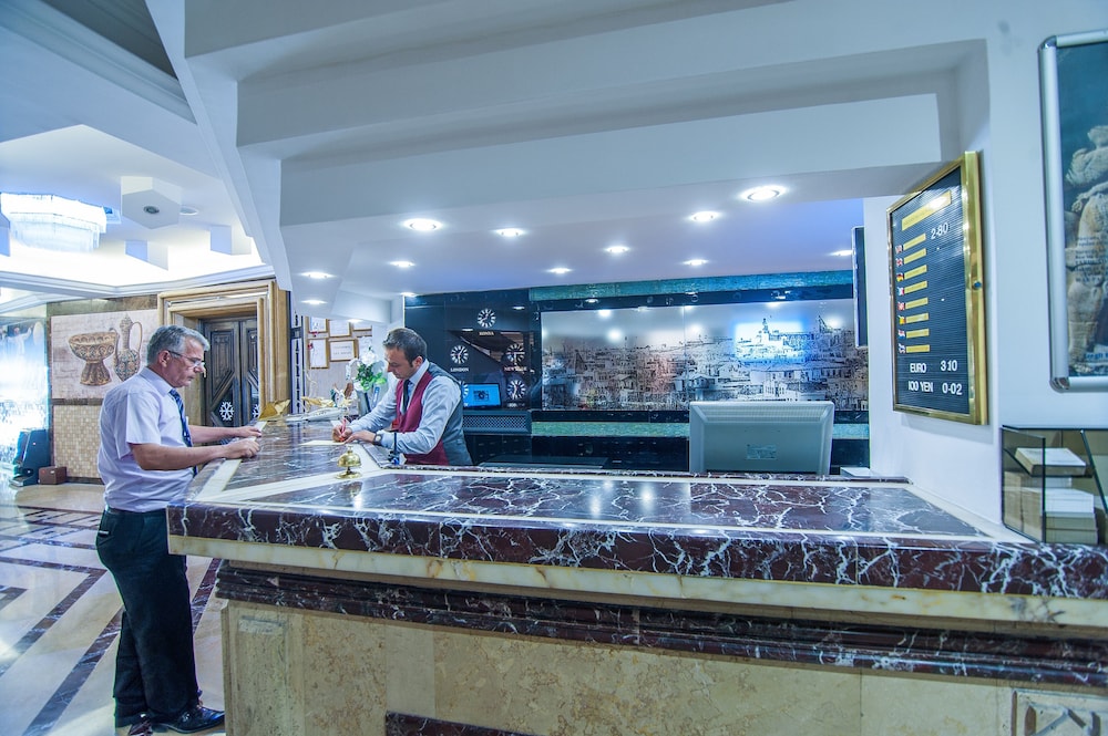 Dundar Hotel 34/48