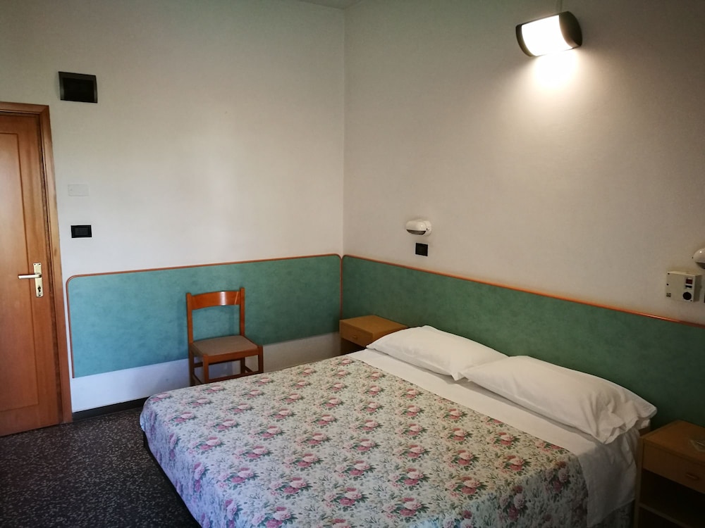 Hotel Haway 12/50