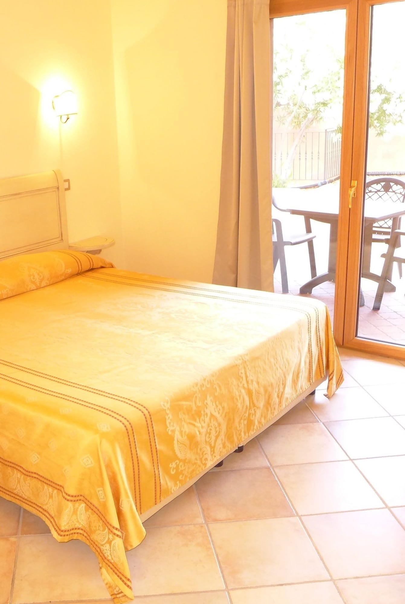 Room, Twin Beds