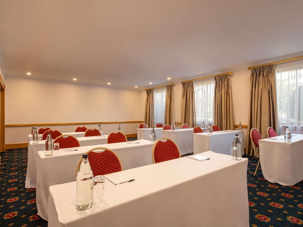 Mercure Hotel Windhoek 38/50