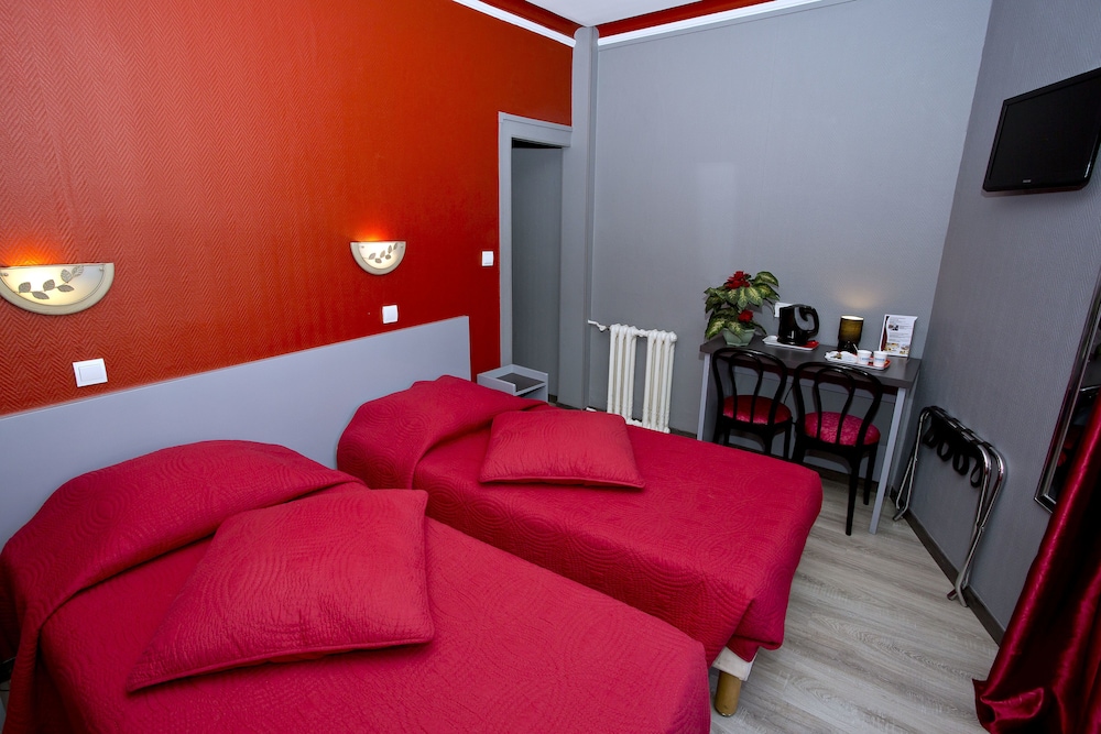 Hipotel Paris Voltaire Bastille 36/55