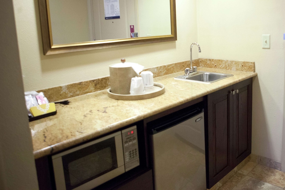 Hampton Inn Rochester Webster 30/36