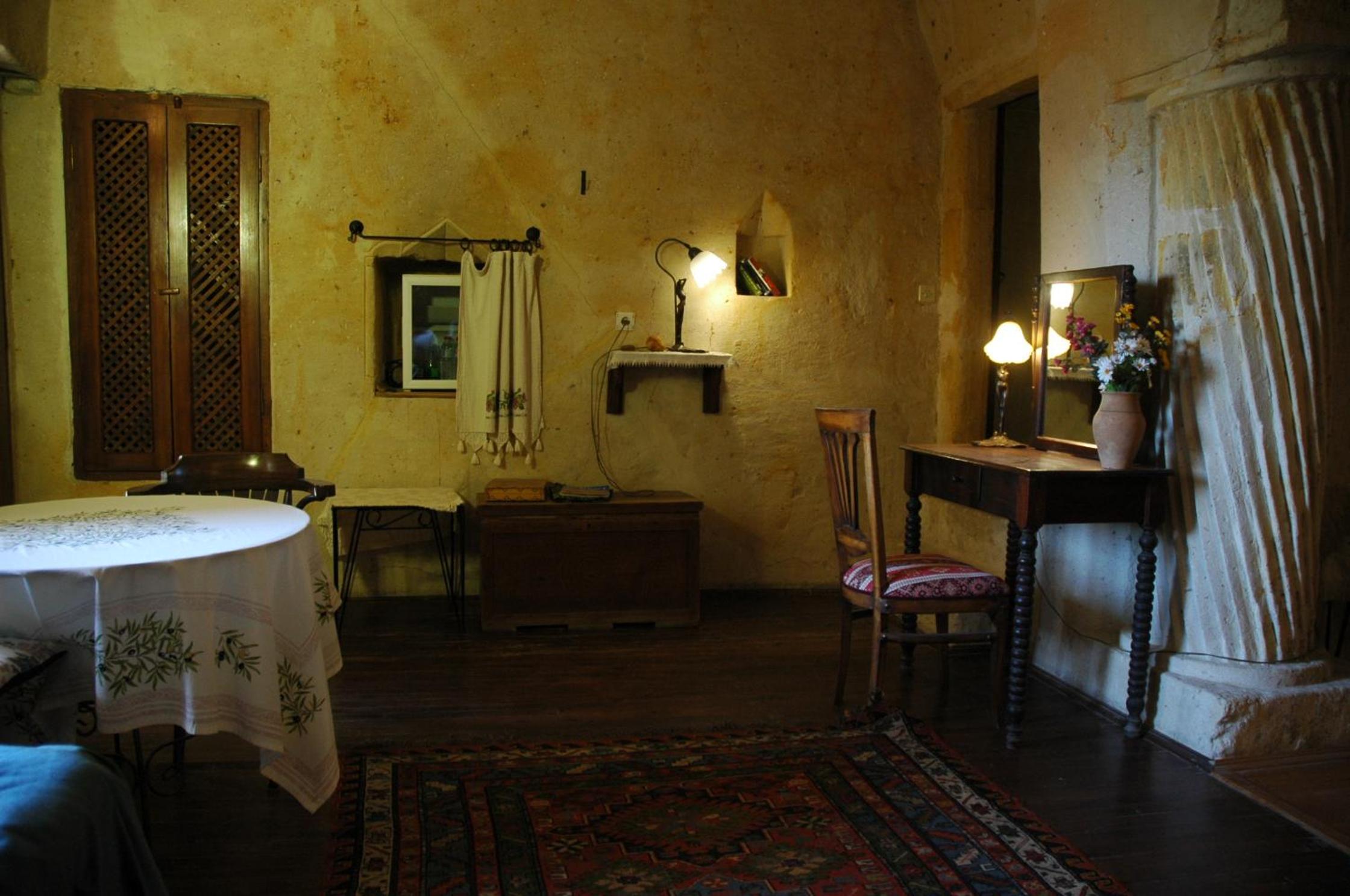 Elkep Evi Cave 49/50