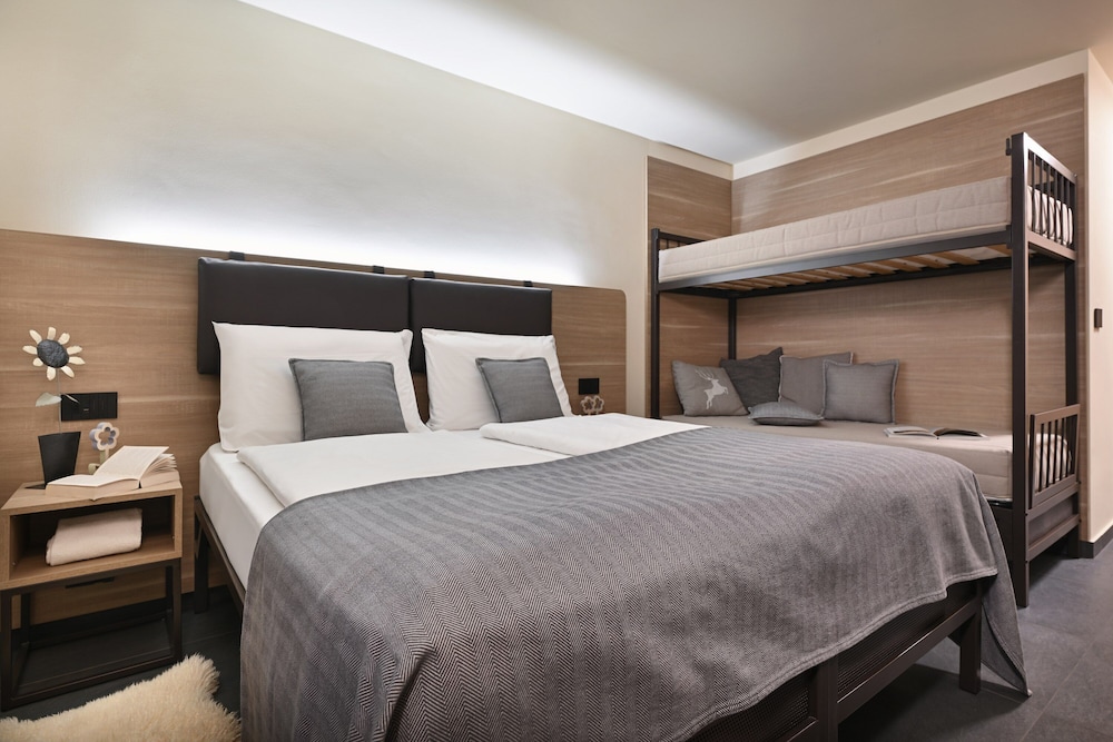 Hotel Loredana 33/65