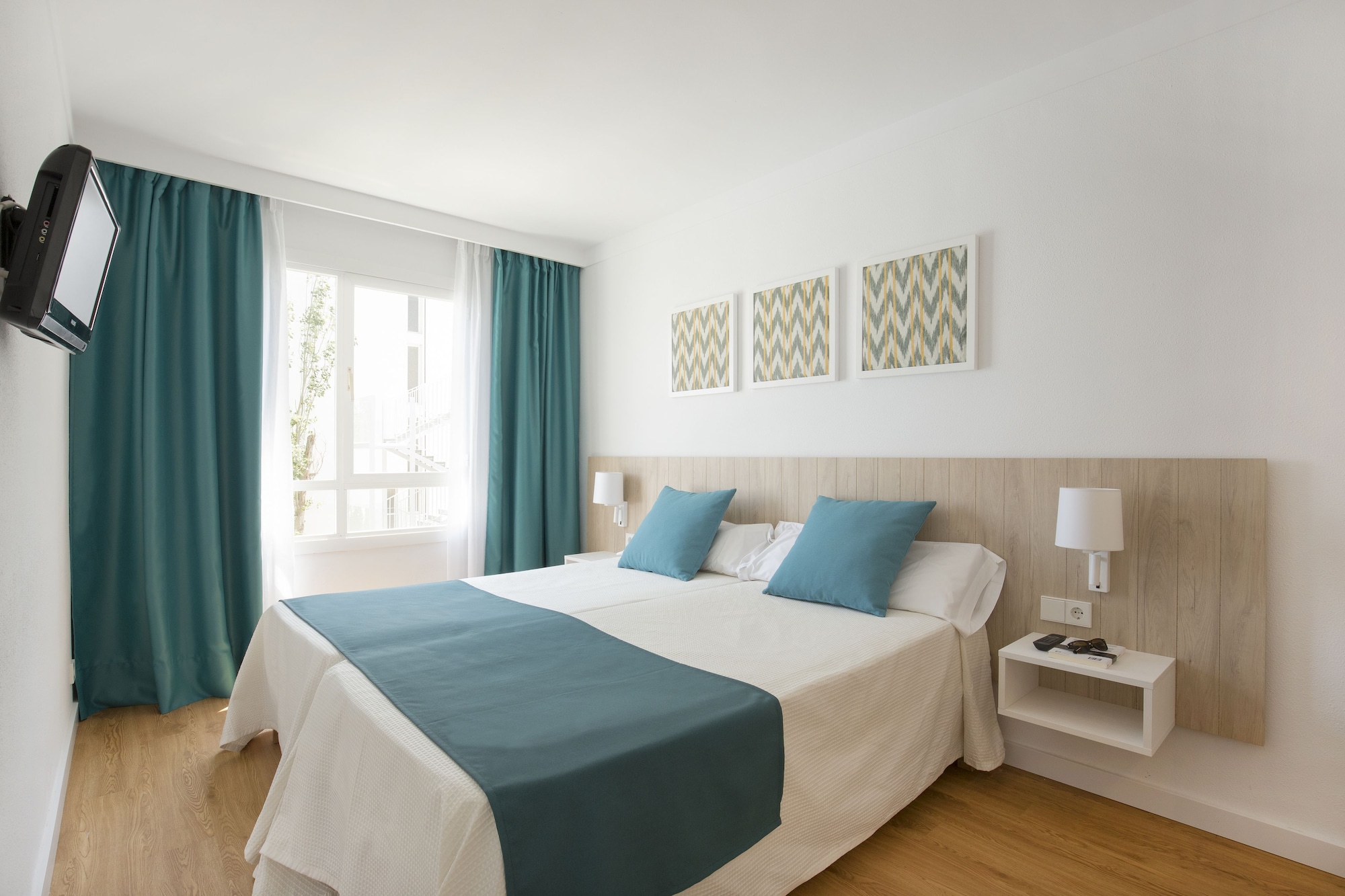 1 BEDROOM, APARTMENT, SEA VIEW