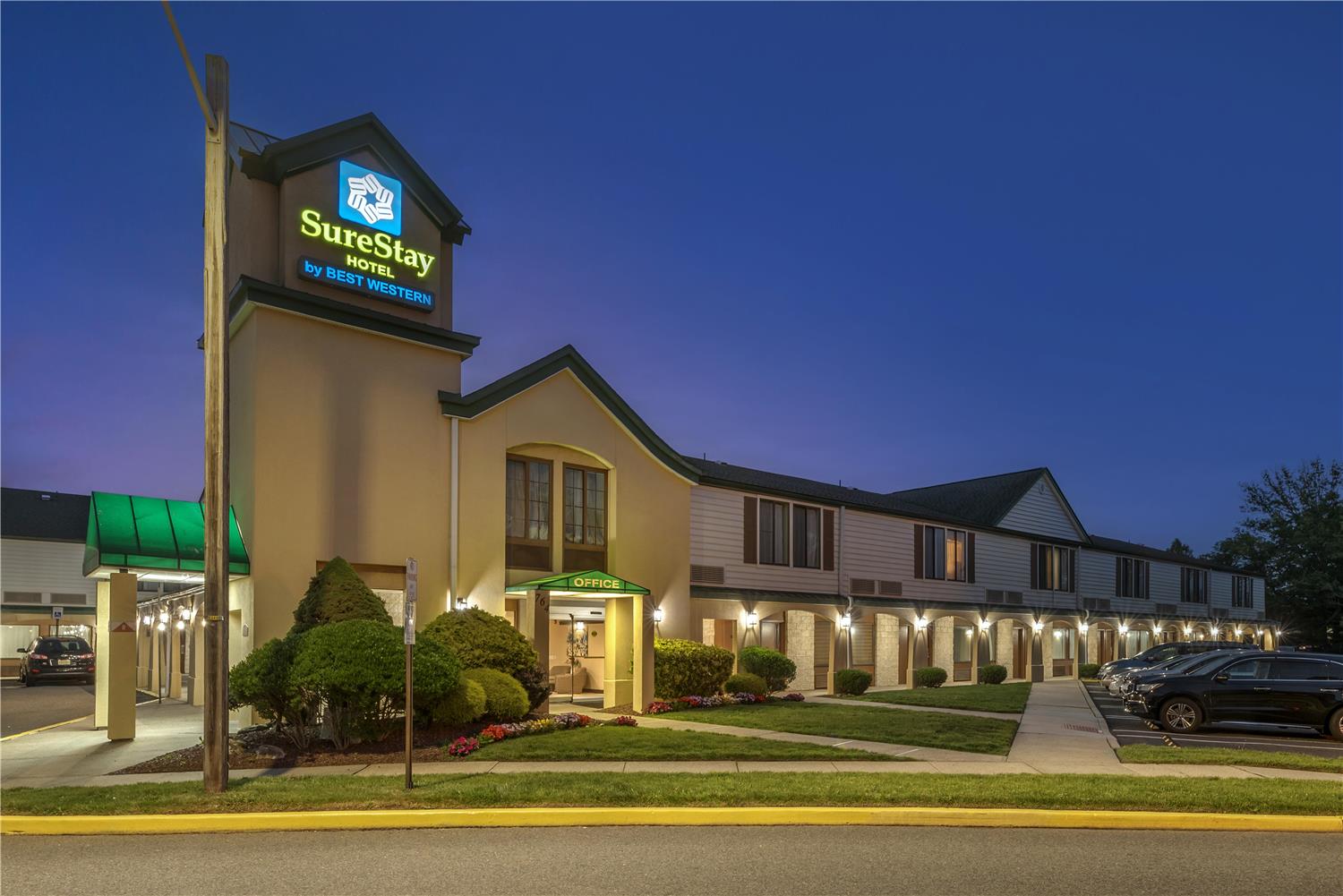 Surestay By Best Western East Brunswick 3/38
