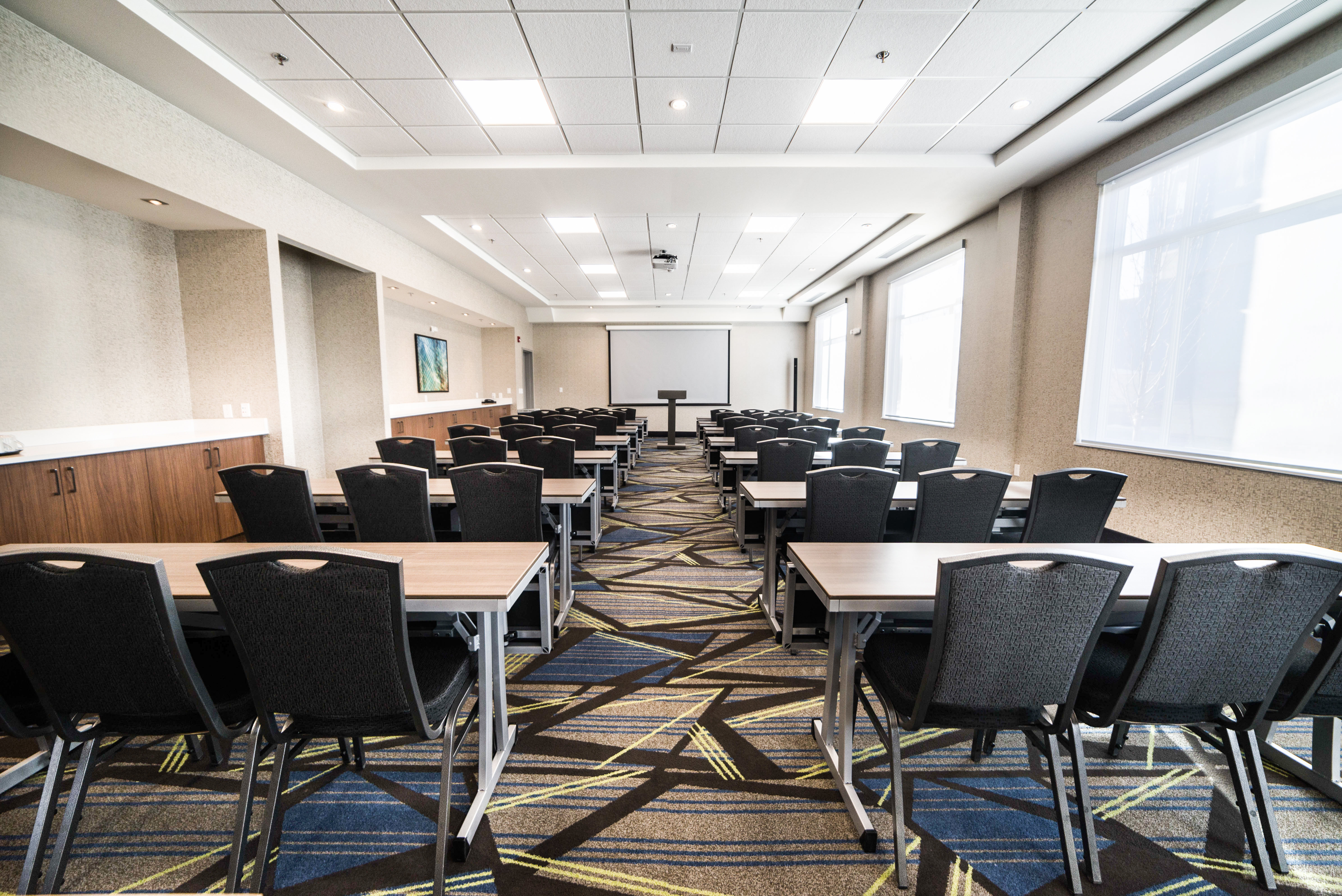 Candlewood Suites Edmonton West 62/76