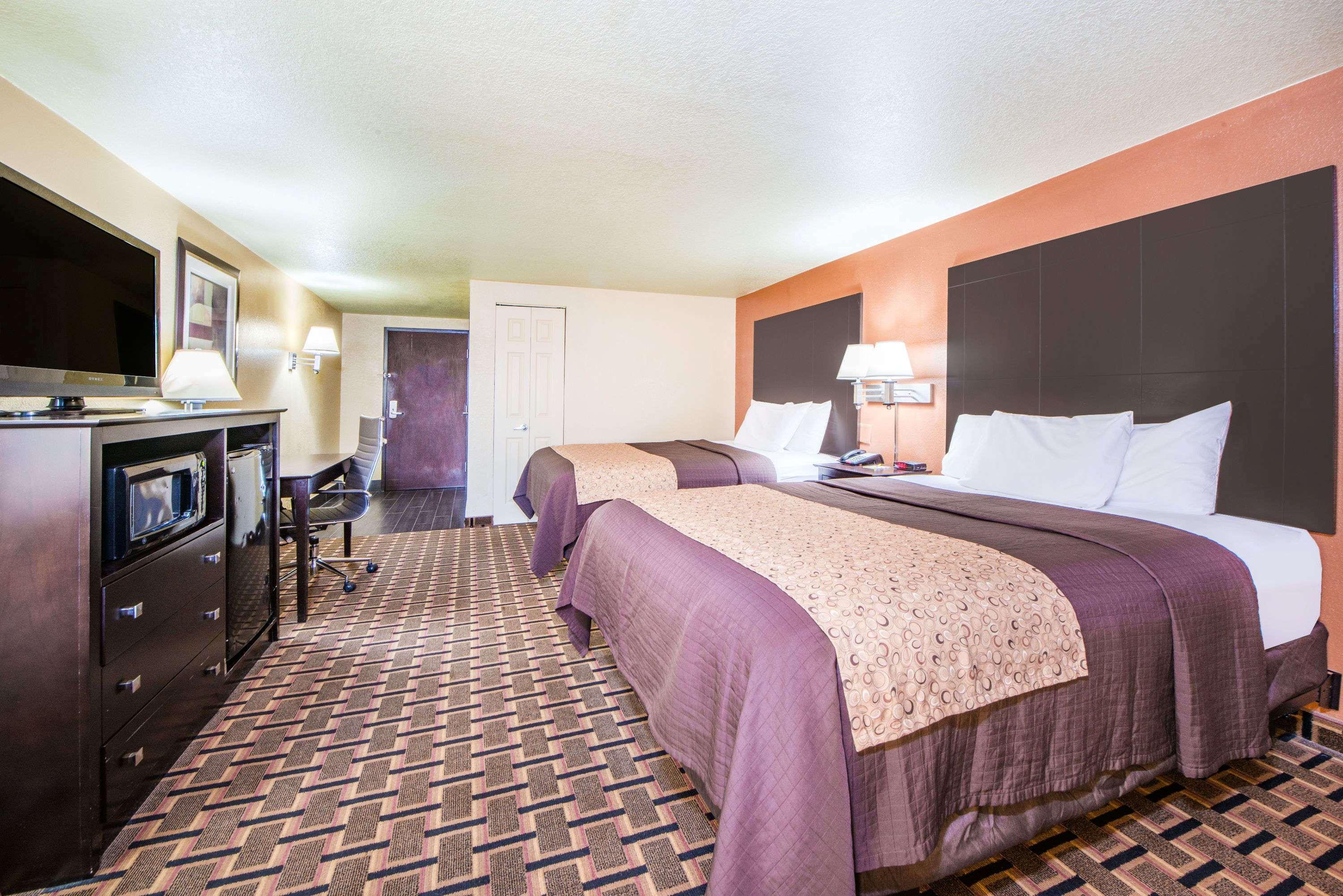 Room, 2 Queen Beds