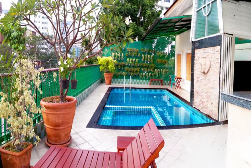 康帕斯酒店集团旗下素坤逸路娜娜皇家象牙酒店(ROYAL IVORY SUKHUMVIT NANA BY COMPASS HOSPITALITY) 图片4