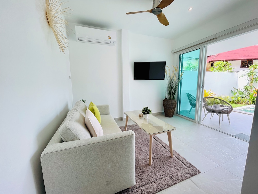 Baan Saint Tropez Villas Kata Beach 60/82
