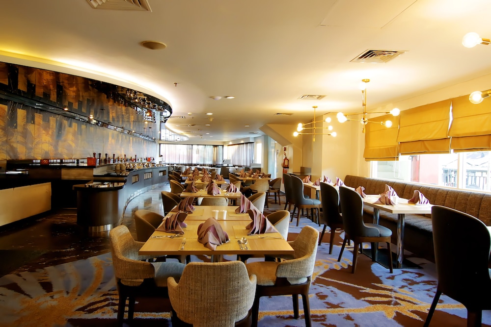 Swiss-Belhotel Ambon 49/69