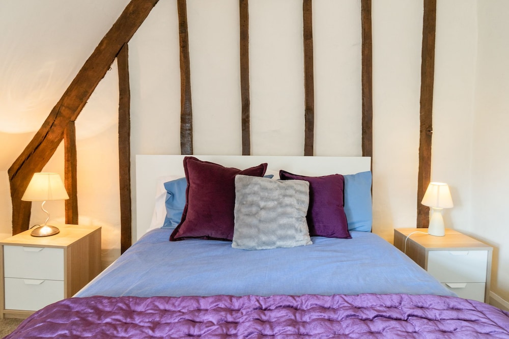 Ecton House 18/42