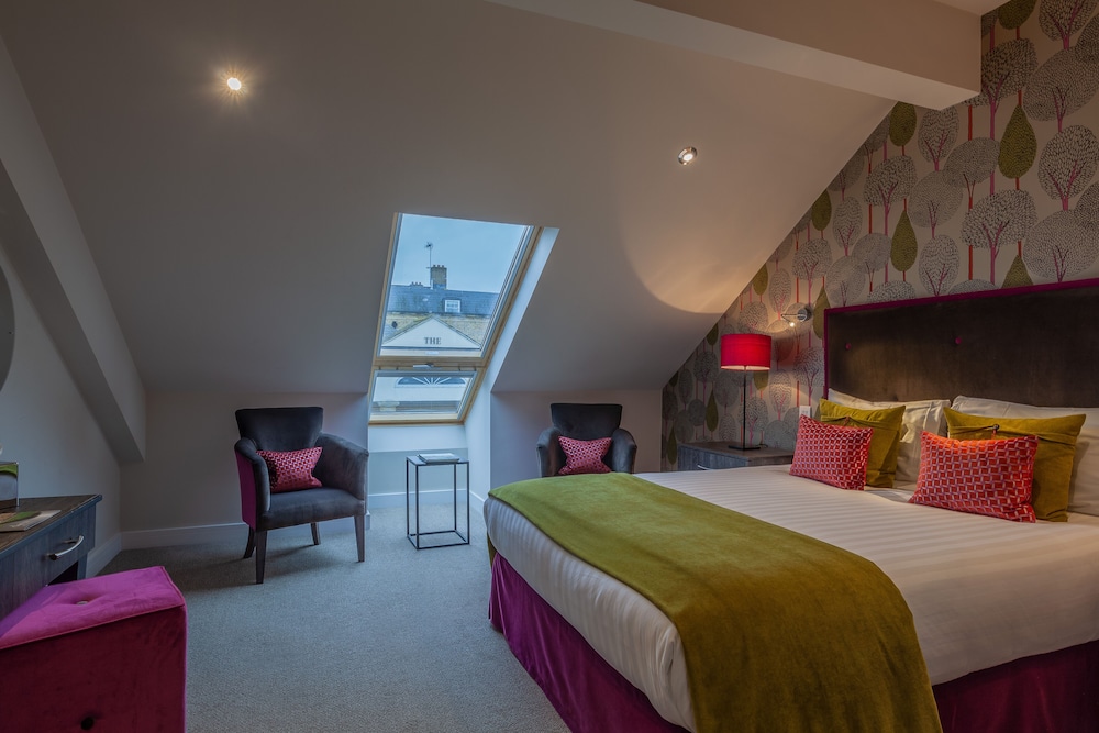 Orsett Hall Hotel 6/46