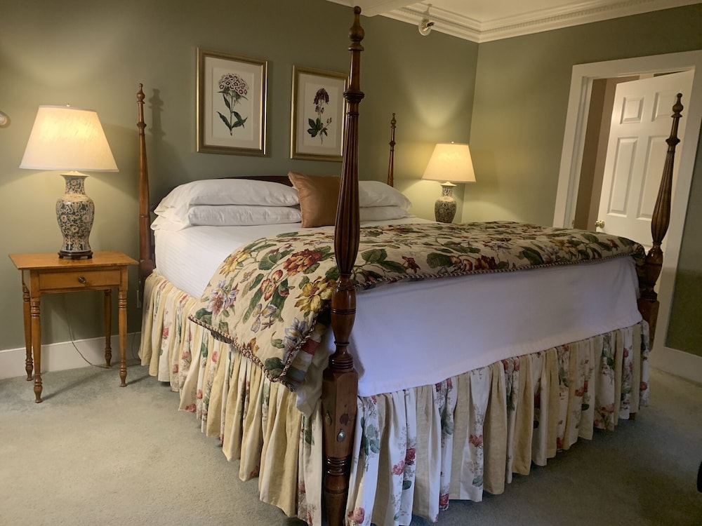 The Inn at Ormsby Hill 54/69