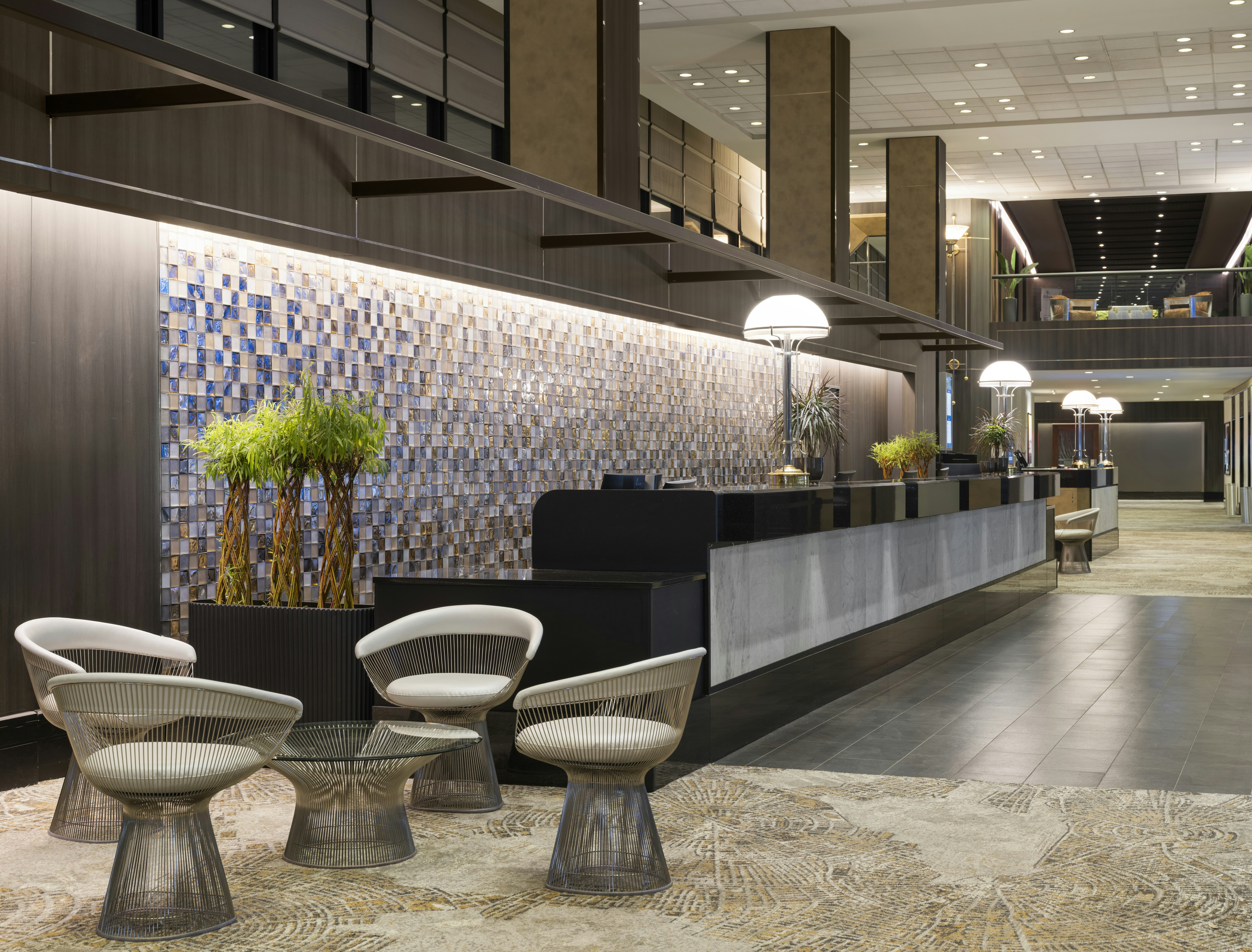 Hilton Chicago OHare Airport 10/82