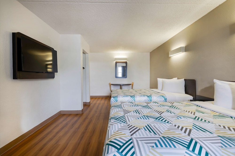 غرفة ديلوكس بسريرين مزدوجين، Motel6 Beaumont, TX 3/4