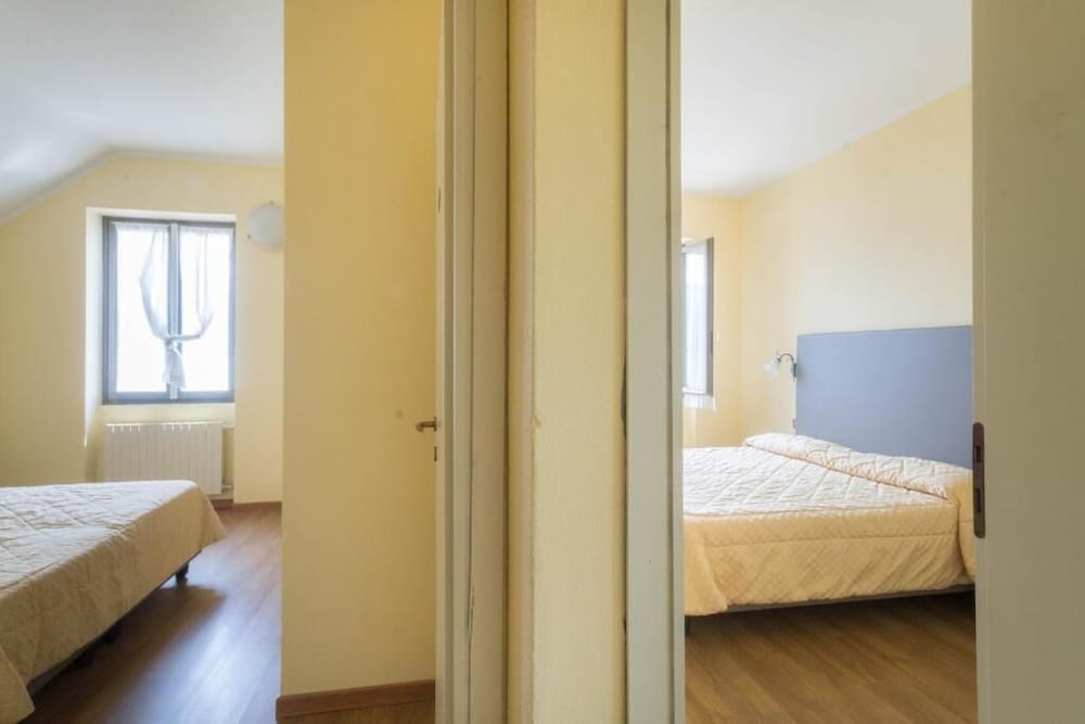Hotel Lido 25/50