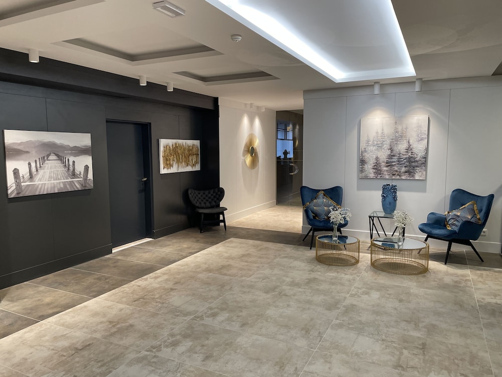 Hotel Schlangenbader Hof 12/20