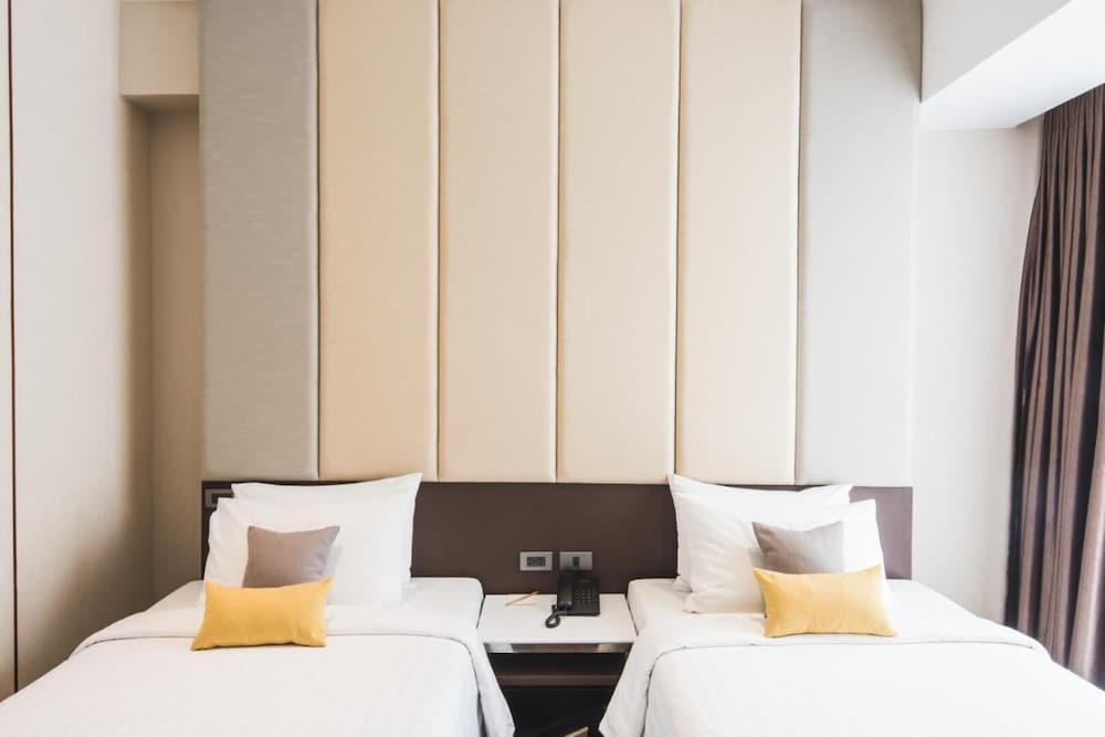Two Three a Homely Hotel 44/68