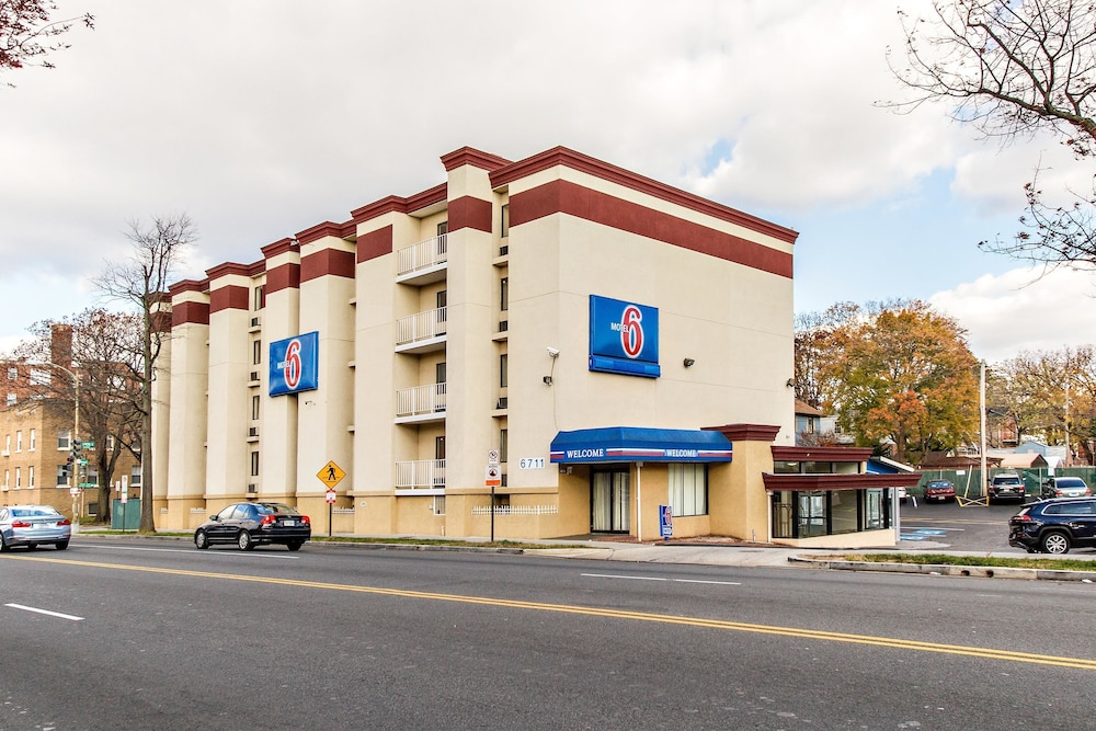 Motel6 Washington, DC photo4