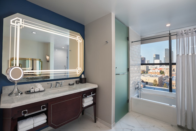 The Higgins Hotel New Orleans, Curio Collection by Hilton 77/77