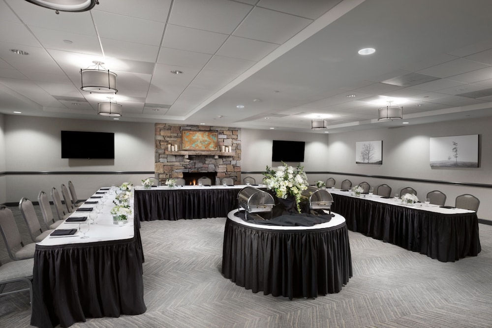Holiday Inn Biltmore East 11/61