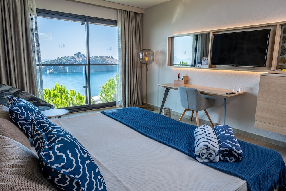 TUI BLUE Seno 11/50