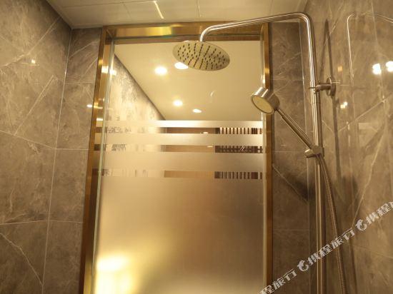 Chonpines Hotel (Beijing Wangfujing Nanluoguxiang Store) 27/33