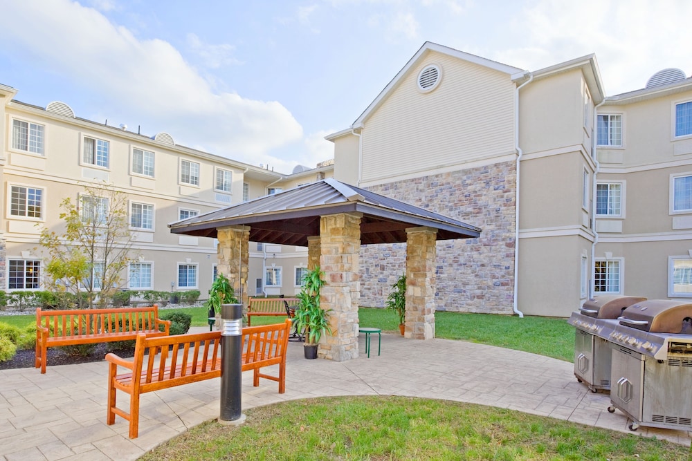 Staybridge Suites Philadelphia-Mt. Laurel 40/50