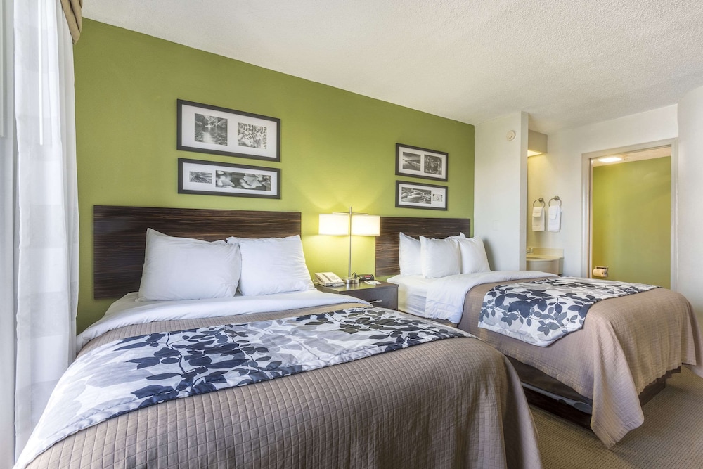 Sleep Inn Orange Beach 32/64