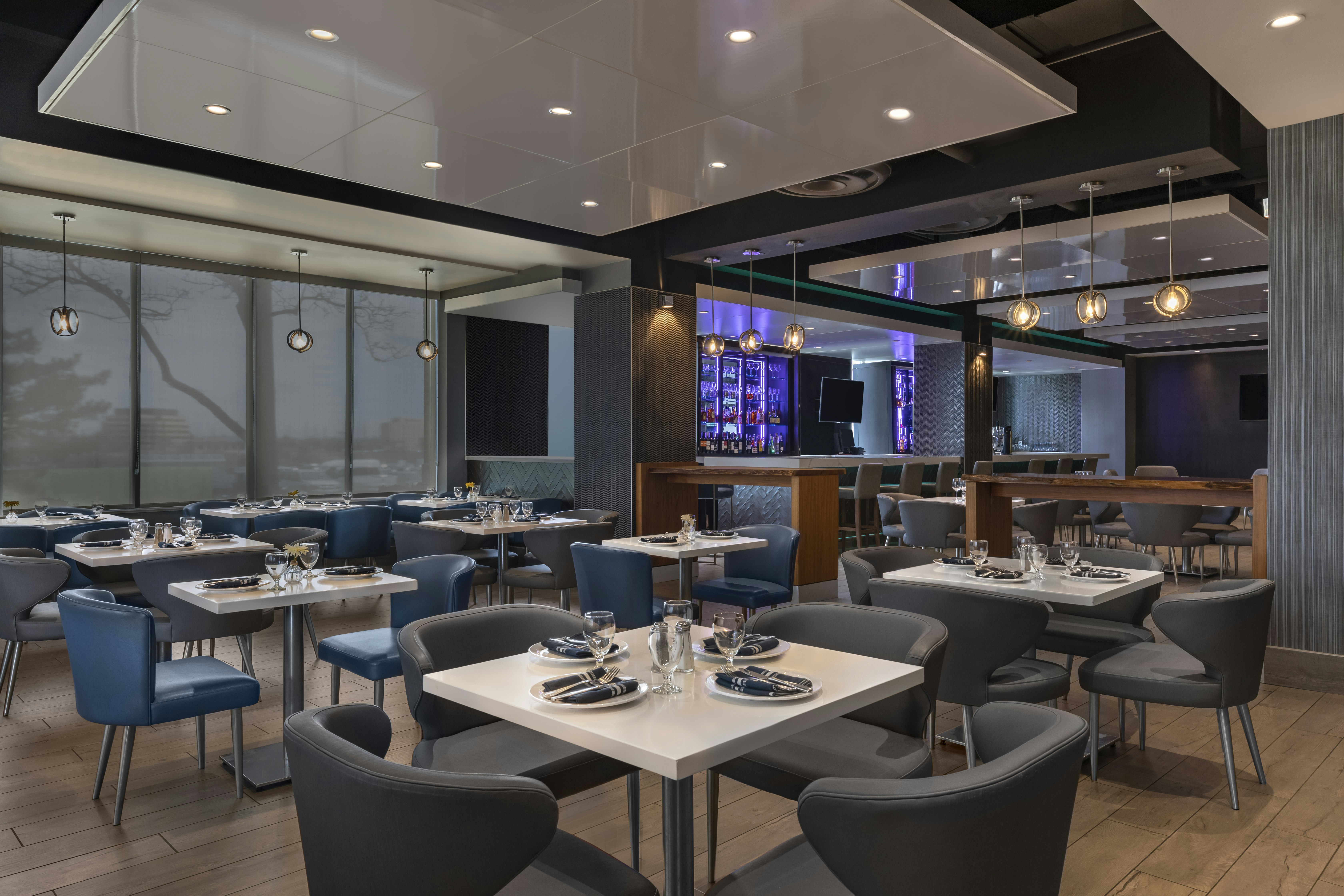 Embassy Suites By Hilton Toronto Airport 38/55