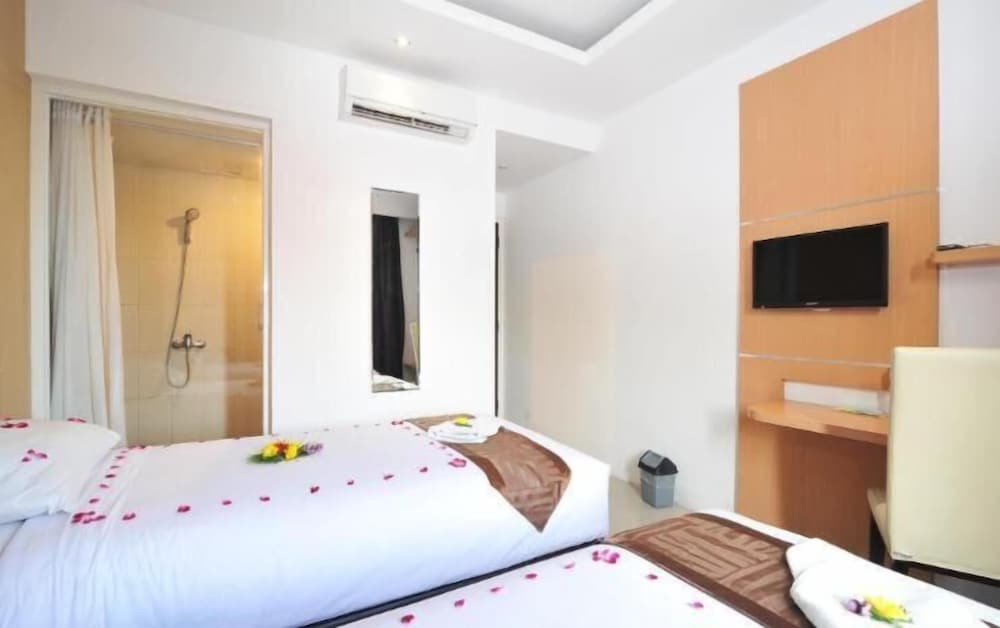 Nozz Hotel Semarang 16/25