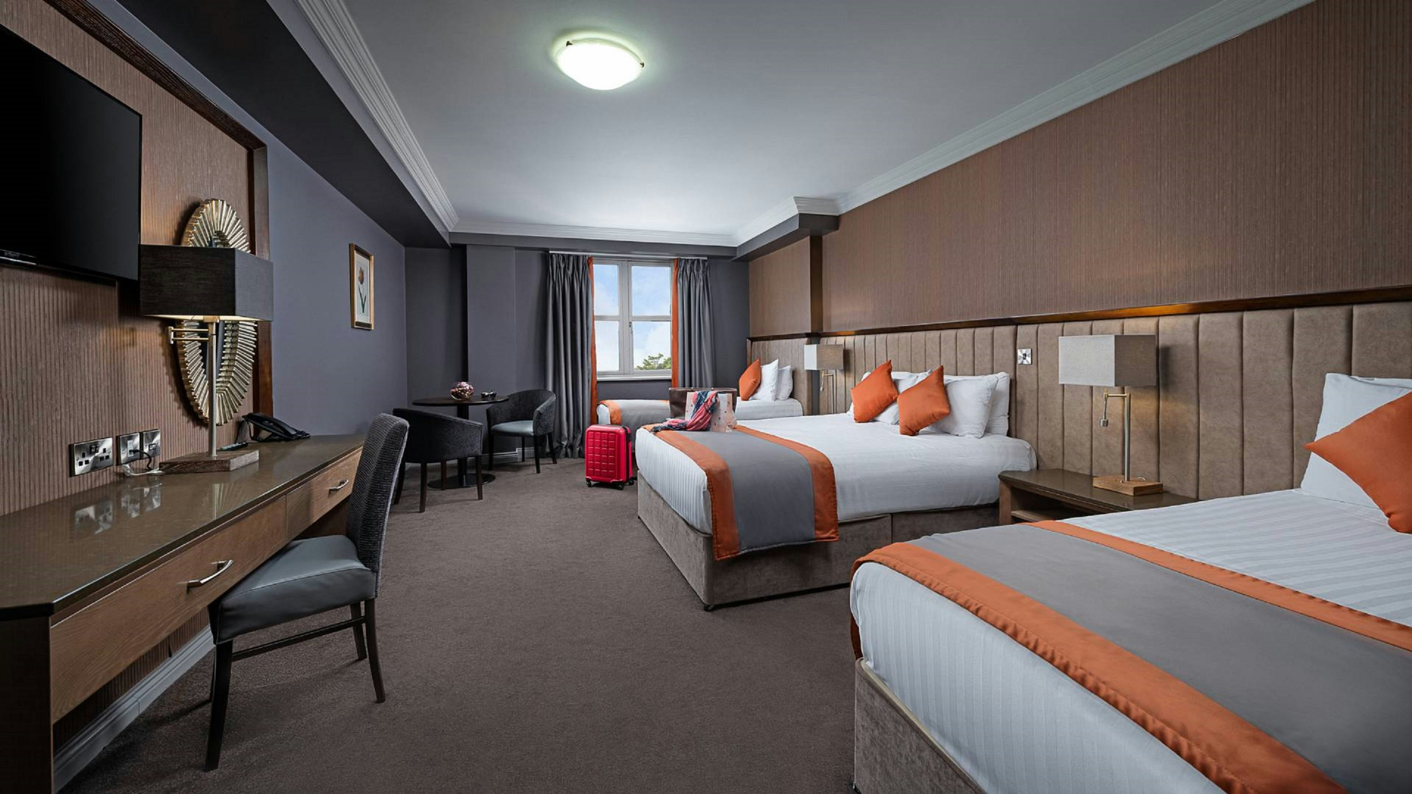 Midlands Park Hotel 28/82