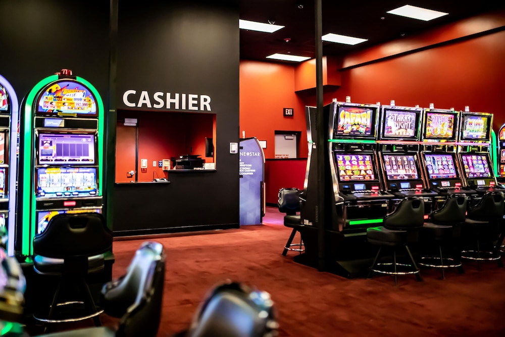 Cherokee Casino & Hotel Roland 39/71