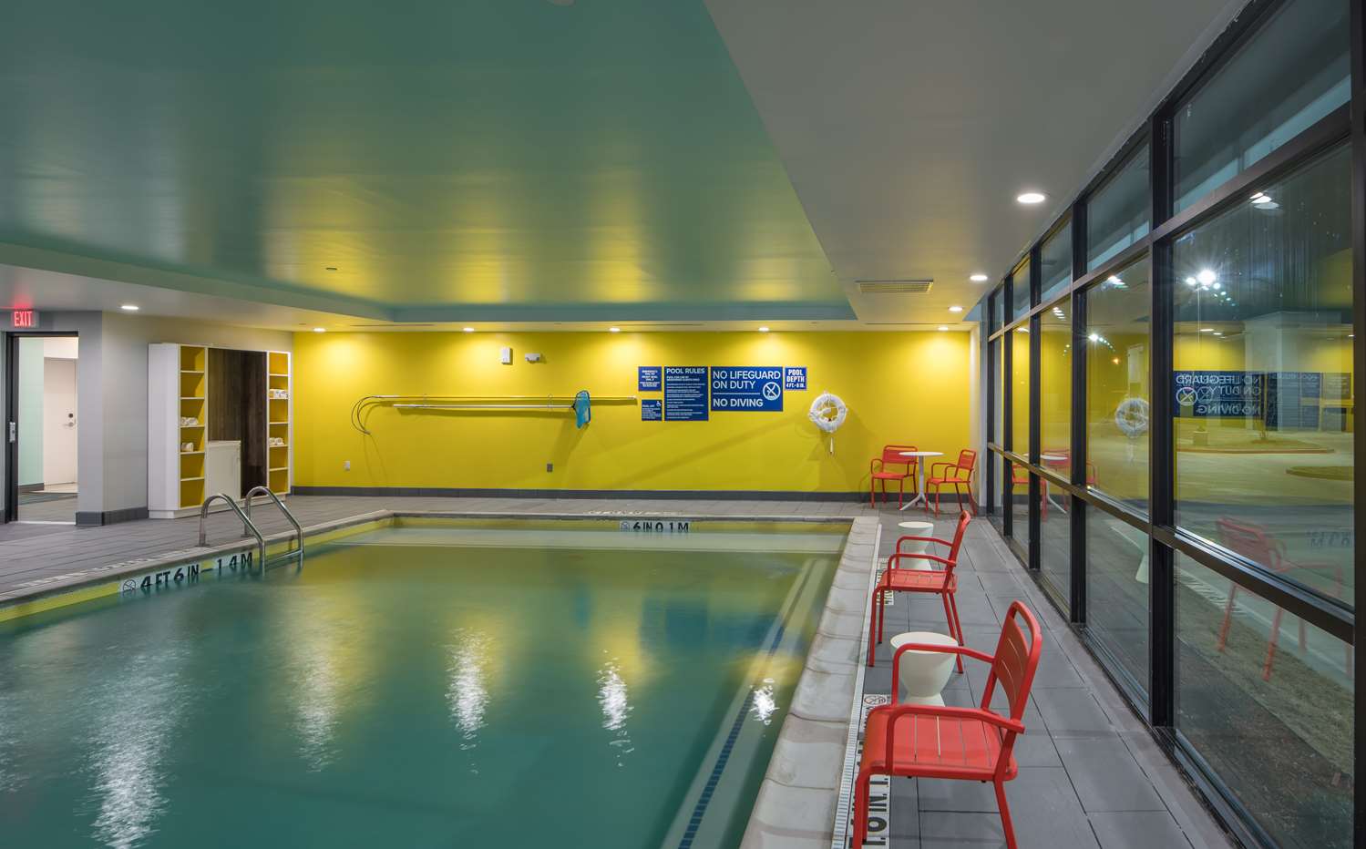 swimming pool spa