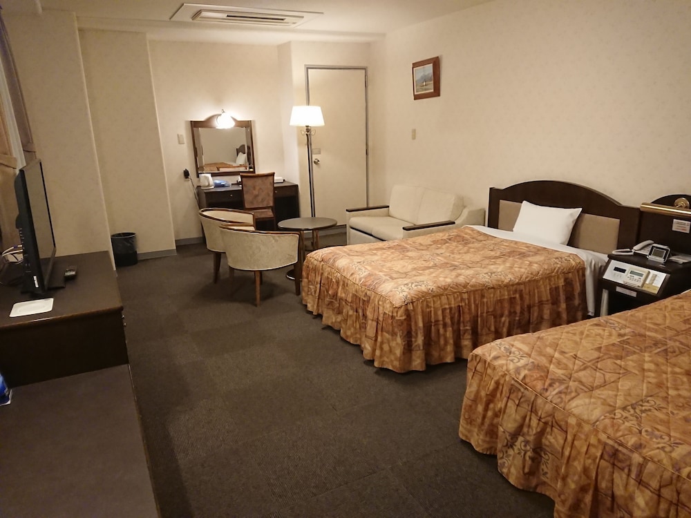 Nobeoka Urban Hotel 9/33