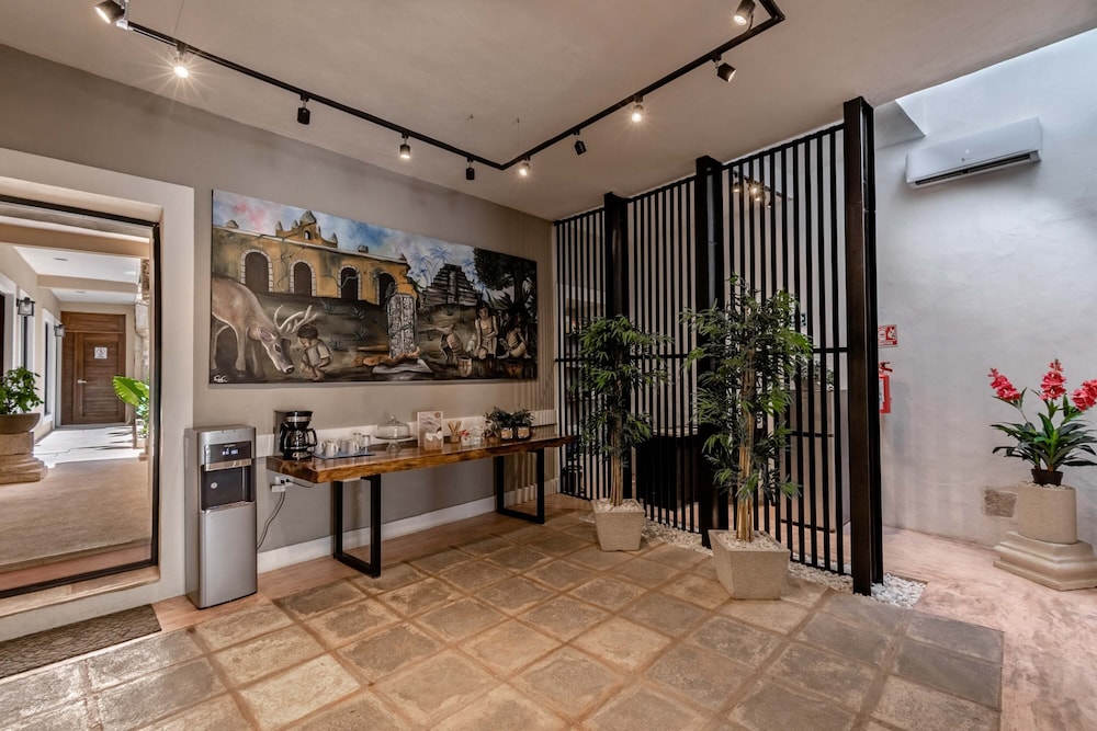 Hotel Colonial Zaci By GuruHotel 10/39